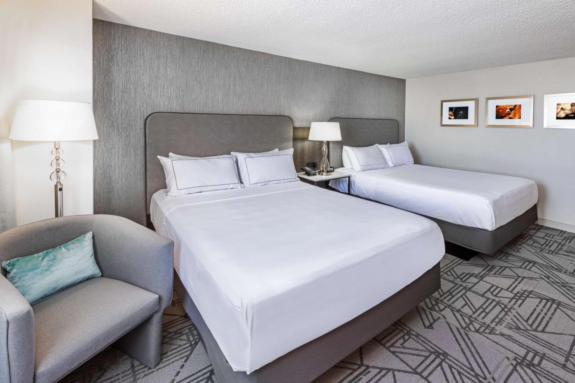 Doubletree By Hilton Downtown