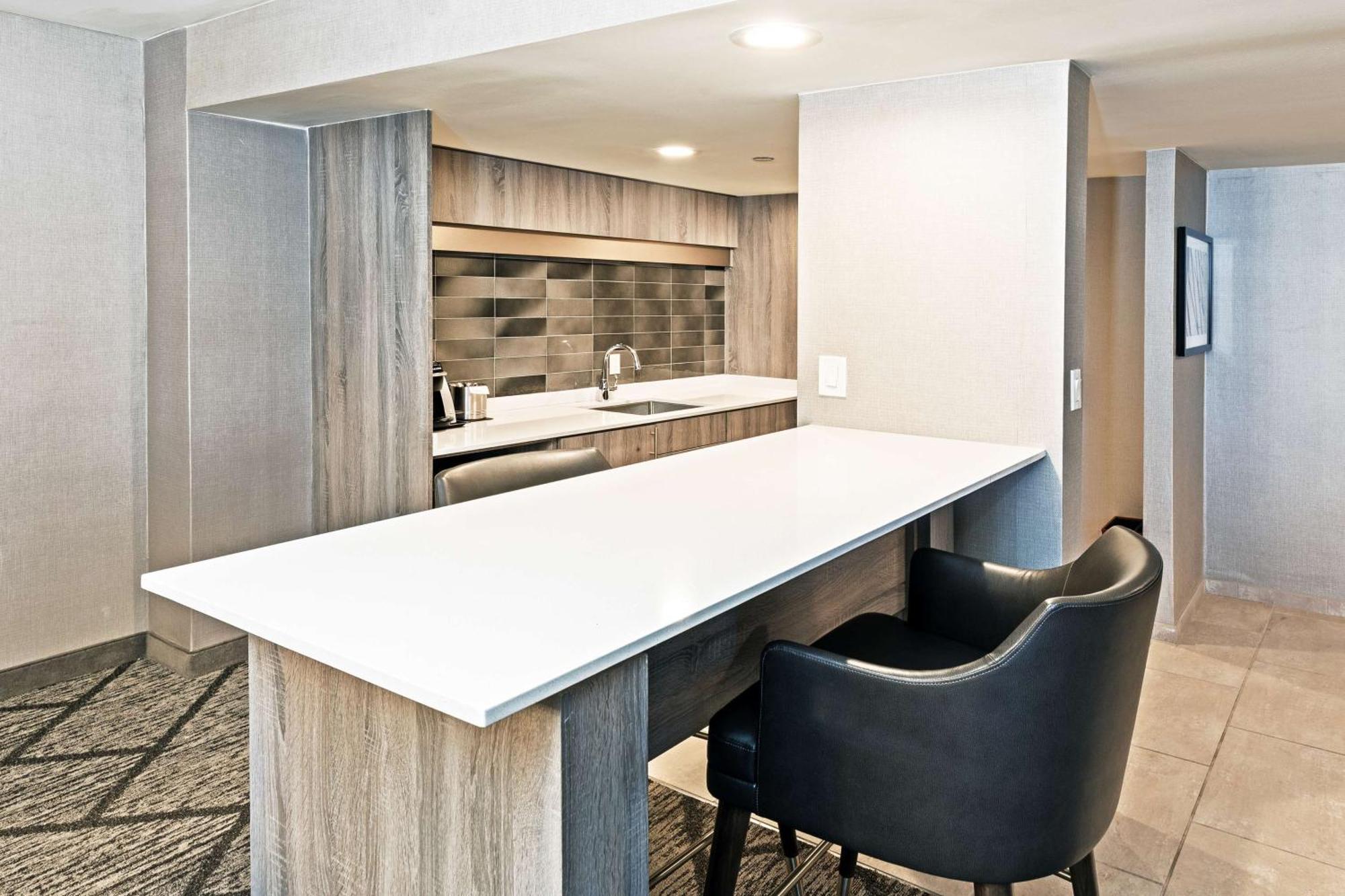 Doubletree By Hilton Downtown Tulsa